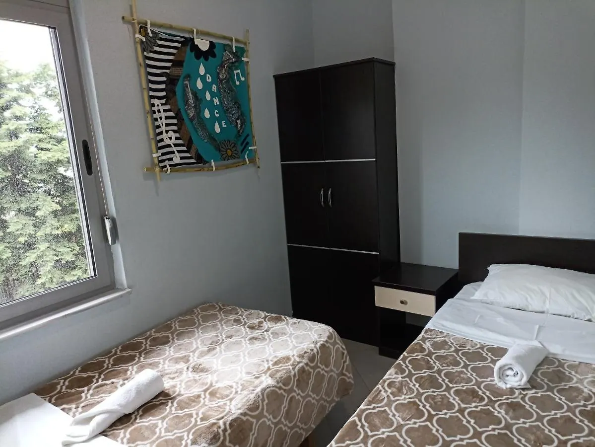 شقة 10 Apartmants Olimpia Mir دراس