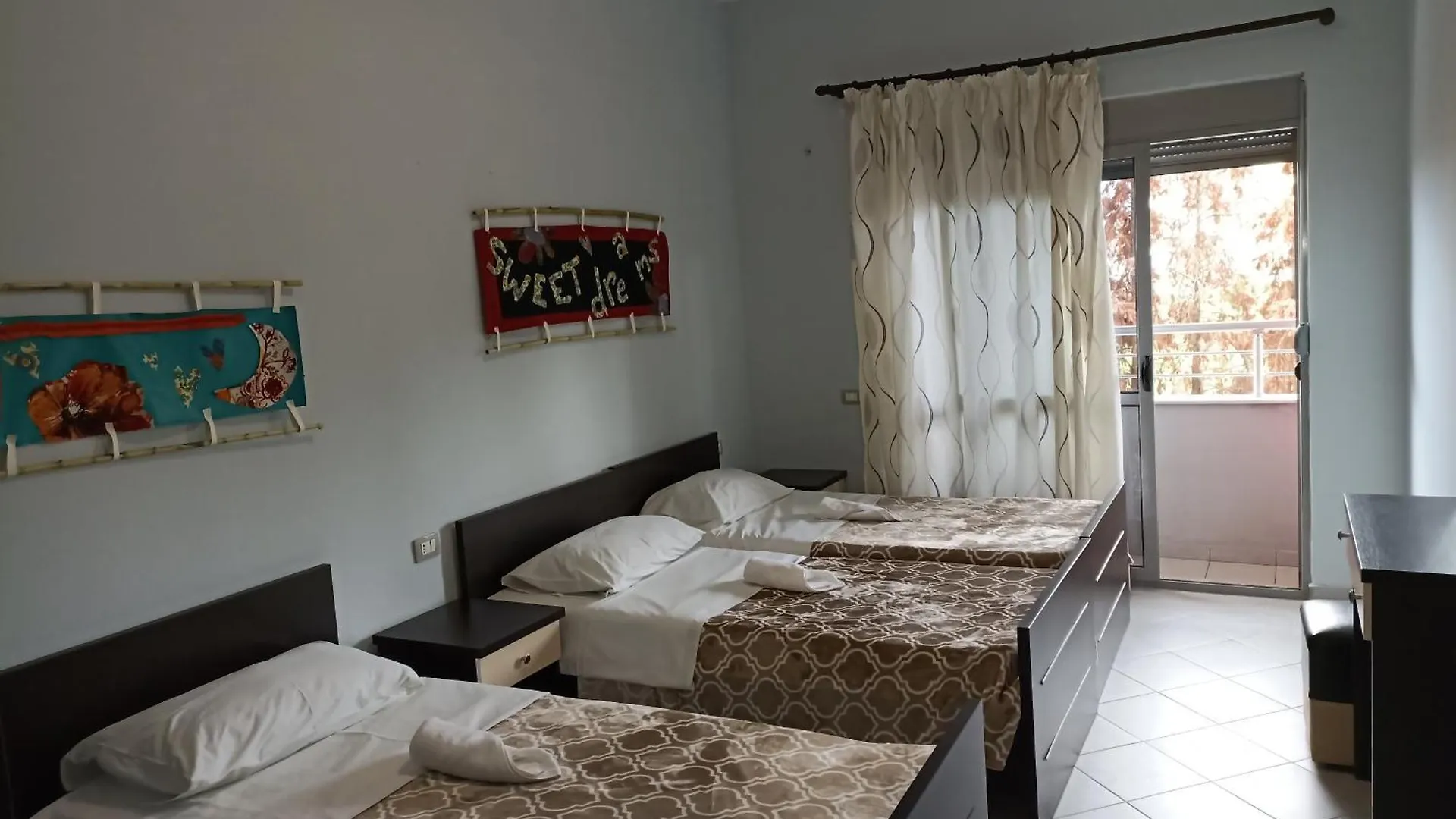 شقة 10 Apartmants Olimpia Mir دراس
