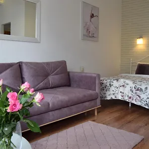  Apartament Be My Guest - Krucza Elegant - Rondo De Gaulle'a Center Of Metro Wi-fi Breakfast Polska